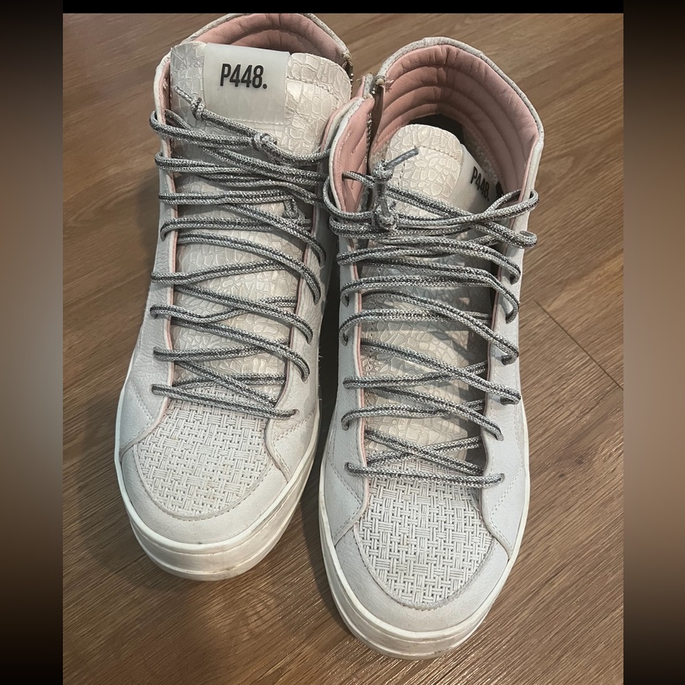 P448 Hi top silver sneakers with pink bottoms size 40